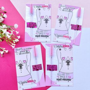 Card para escovinha de cílios Outubro Rosa 2022